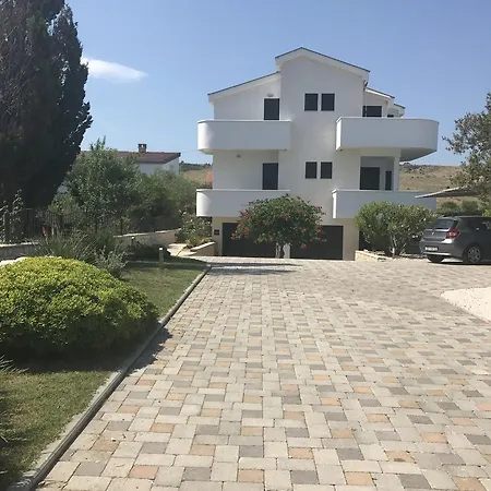 Ljubac 14593b Appartamento *